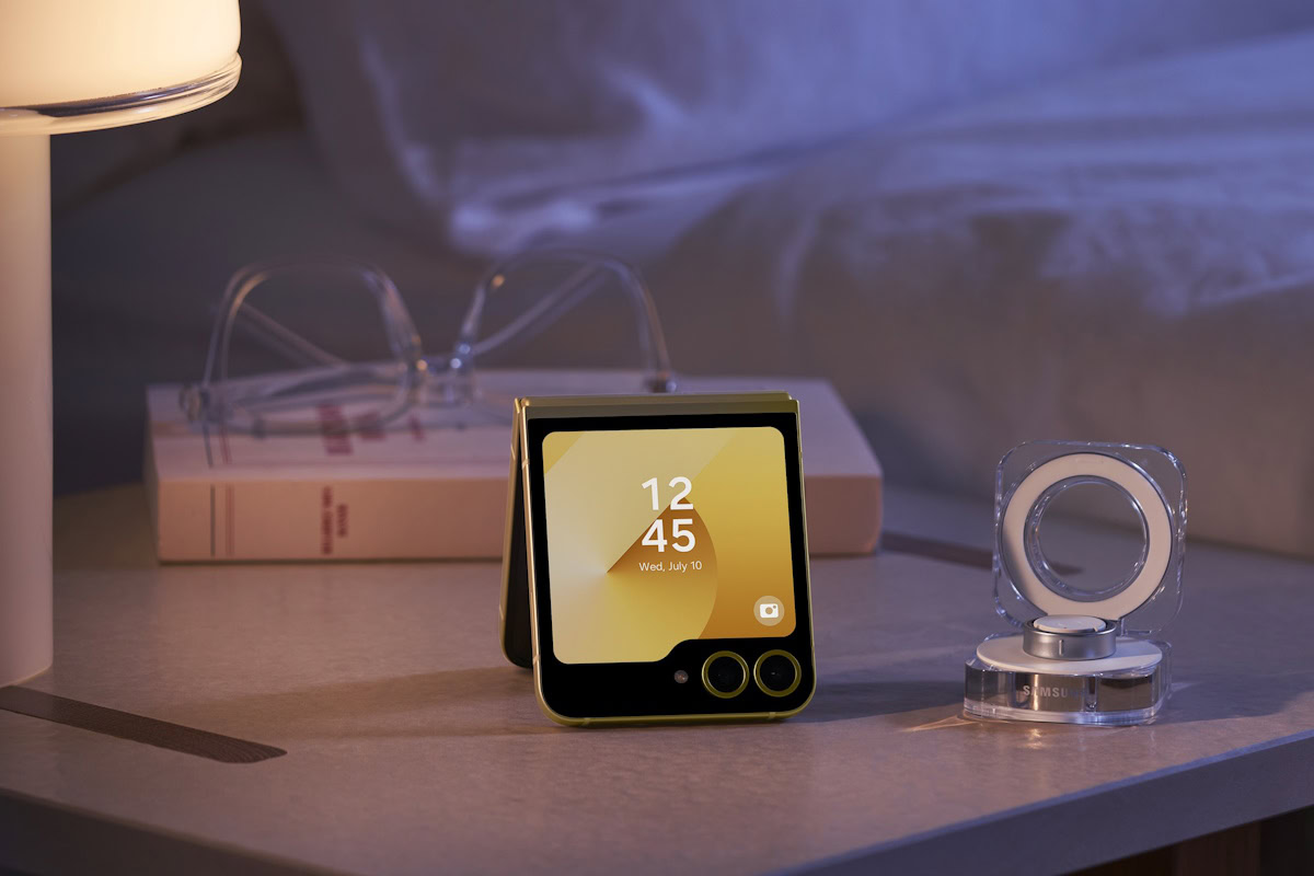 Samsung Galaxy Ring heart monitor sleep health body watch phone Gold Badge review